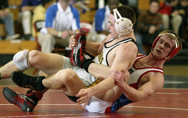 js021409MACDistrictWrestling